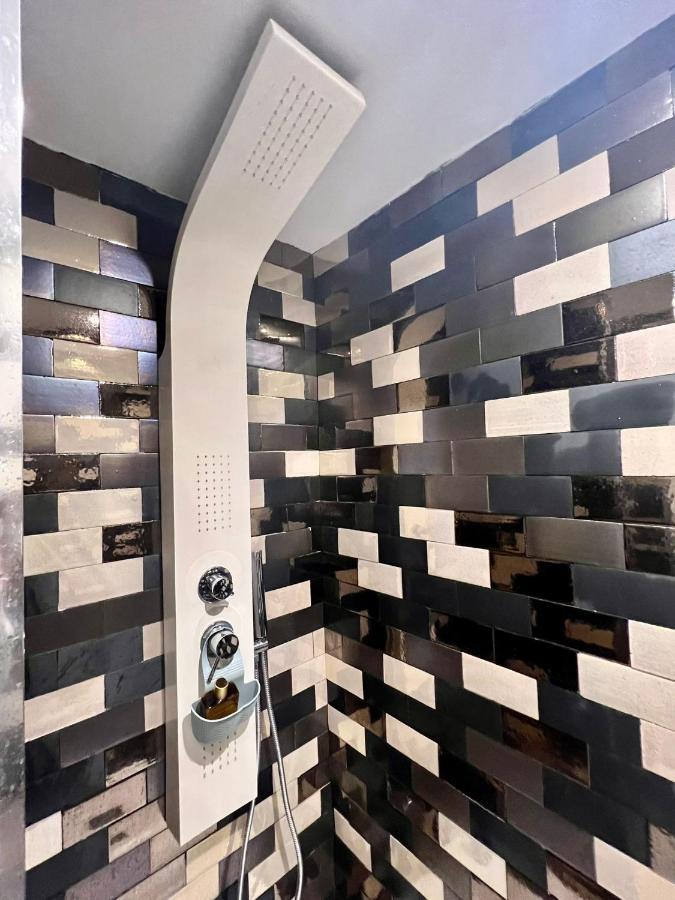 Zentral Suite Neapol Exteriér fotografie